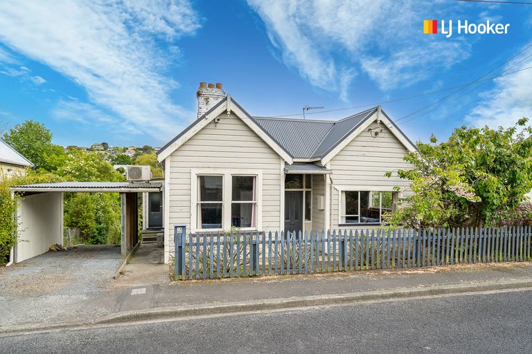 Photo of property in 15 Font Street, Kaikorai, Dunedin, 9010
