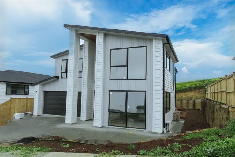 Photo of property in 55 Godfrey Drive, Orewa, 0931