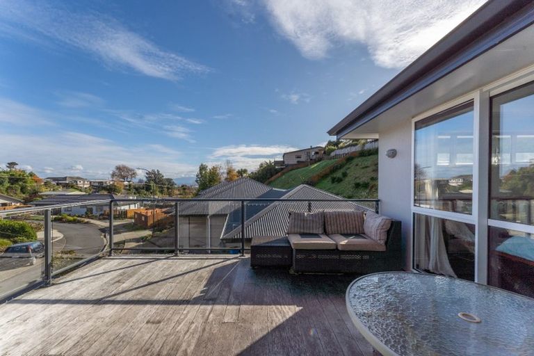 Photo of property in 2 Olivias Place, Stoke, Nelson, 7011