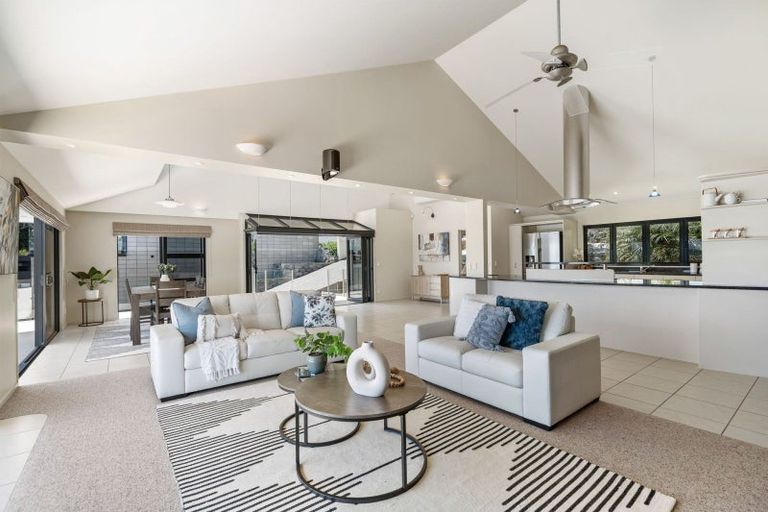 Photo of property in 42 Manganese Point Road, Tamaterau, Whangarei, 0174