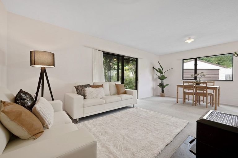 Photo of property in 1 Harper Place, Lake Coleridge, 7572