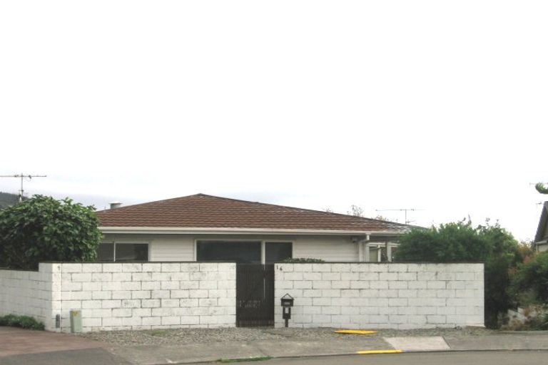 Photo of property in 16a Te Maku Grove, Waikanae, 5036