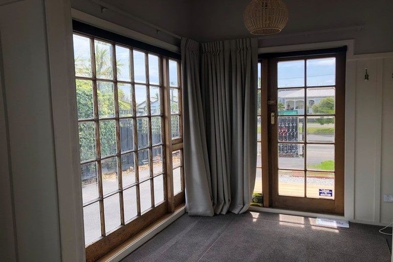 Photo of property in 124 Oram Avenue, New Brighton, Christchurch, 8061