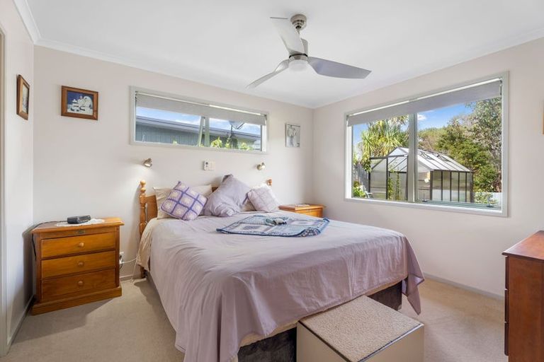 Photo of property in 14 Pacific Place, Whitianga, 3510