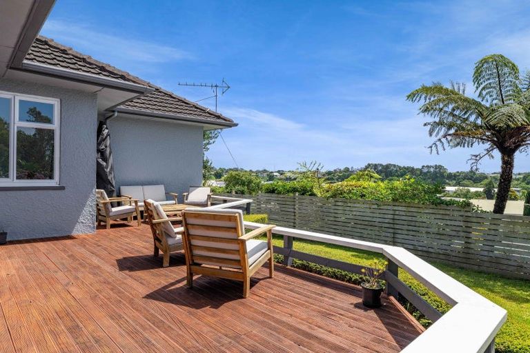 Photo of property in 29 Queens Road, Glen Avon, New Plymouth, 4312