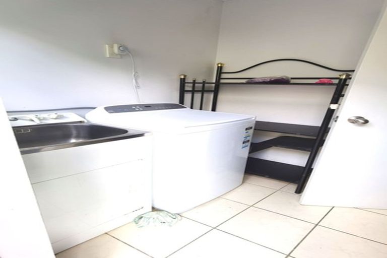 Photo of property in 123a Glendhu Road, Bayview, Auckland, 0629