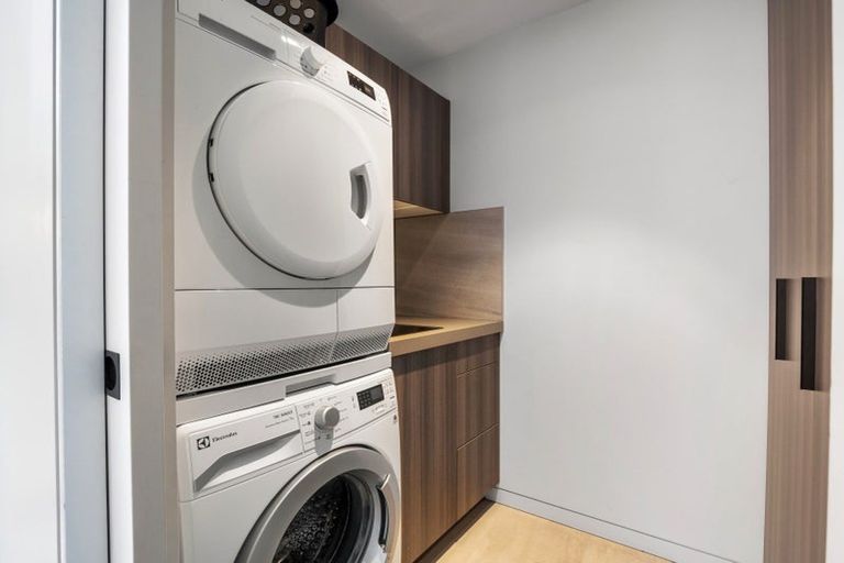 Photo of property in 18b Maunganui Road, Mount Maunganui, 3116