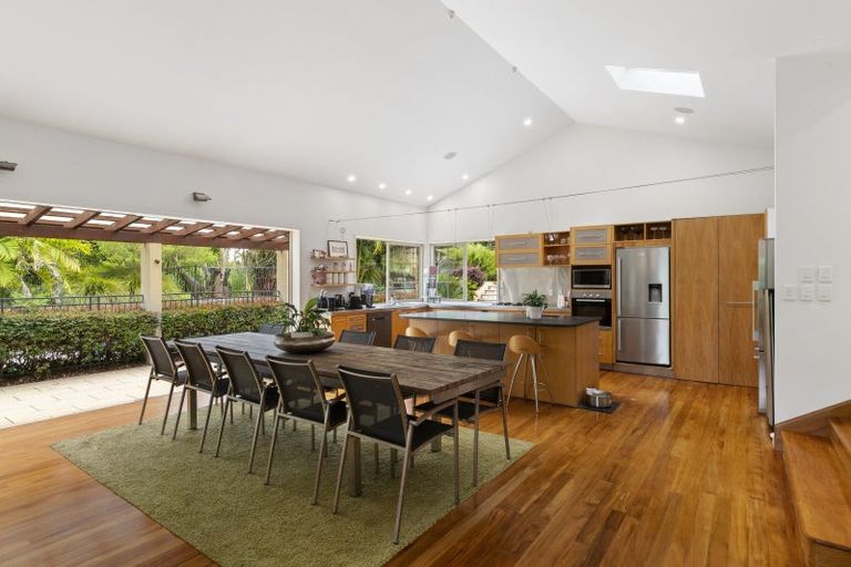 Photo of property in 14 Tiffany Close, Totara Park, Auckland, 2019