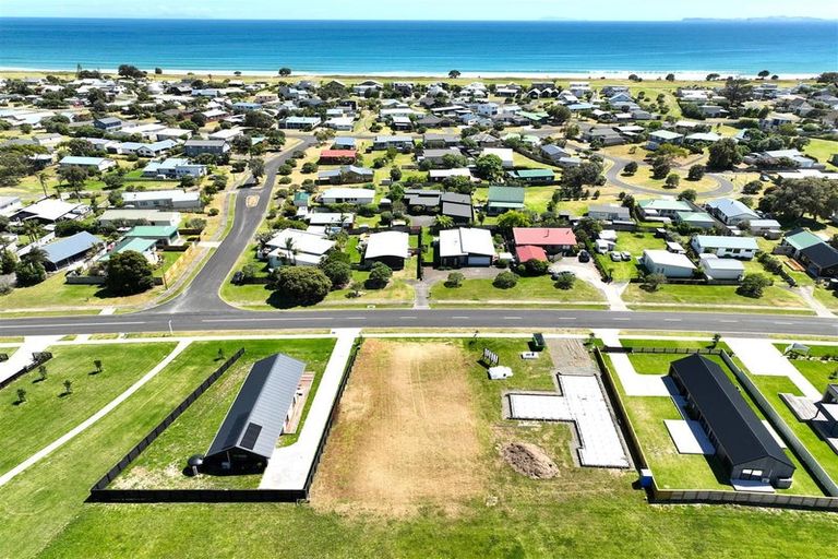 Photo of property in 311 Matarangi Drive, Matarangi, Whitianga, 3592