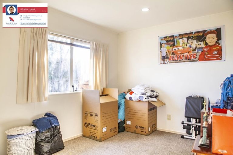 Photo of property in 2/103 Hillside Road, Glenfield, Auckland, 0627