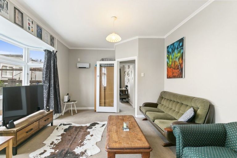Photo of property in 16 Princess Street, Newtown, Wellington, 6021