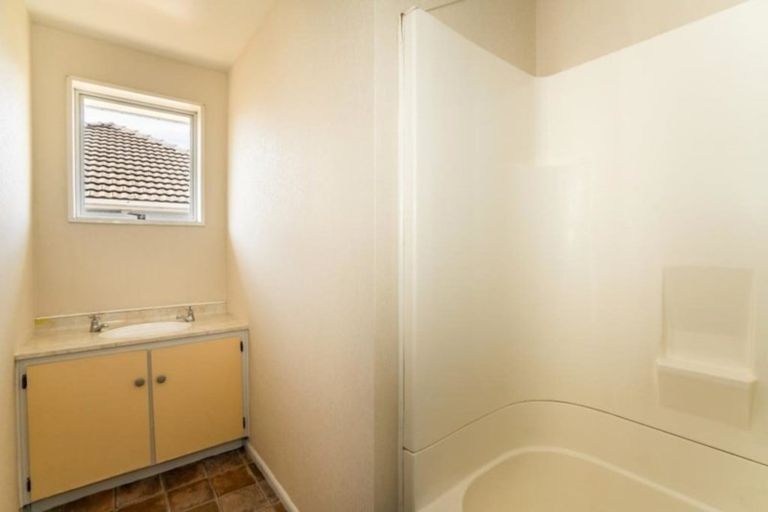 Photo of property in 1/135 Shortland Street, Aranui, Christchurch, 8061