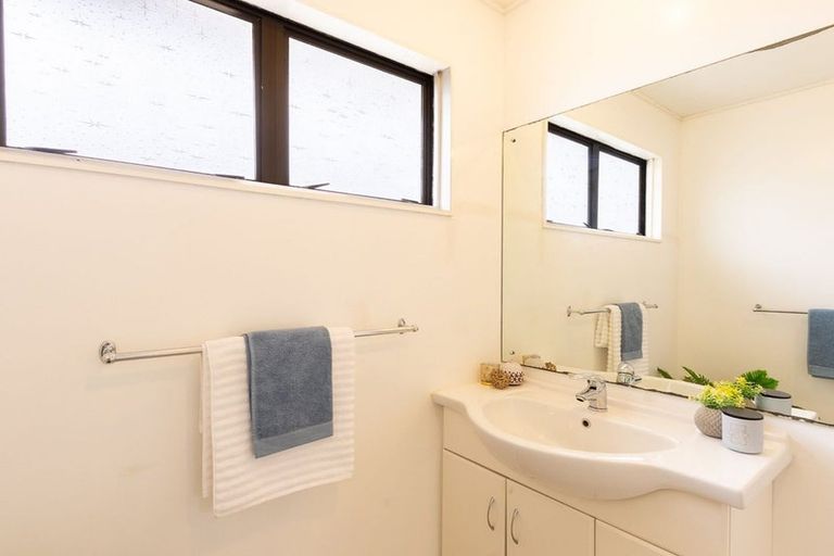 Photo of property in 10a Arnold Grove, Paraparaumu Beach, Paraparaumu, 5032