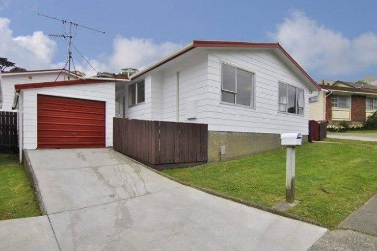 Photo of property in 41a Cortina Avenue, Johnsonville, Wellington, 6037
