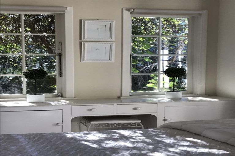 Photo of property in 36 Heriot Row, Dunedin Central, Dunedin, 9016