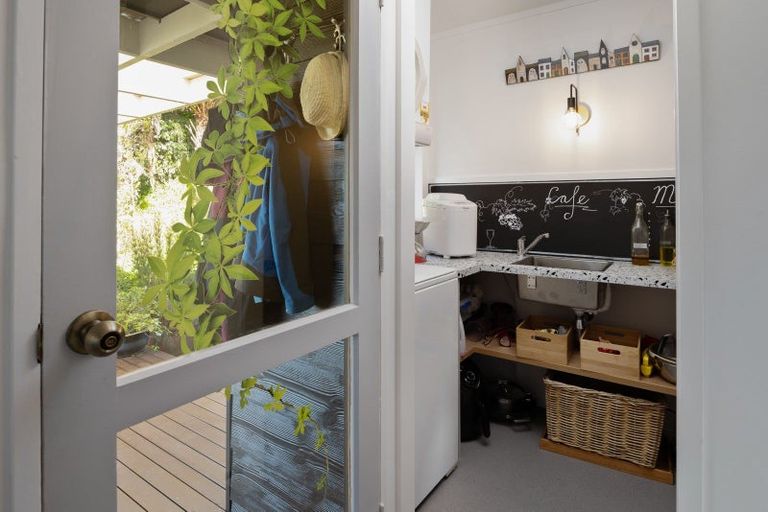 Photo of property in 2 Belvue Bay Road, Havelock, Picton, 7281