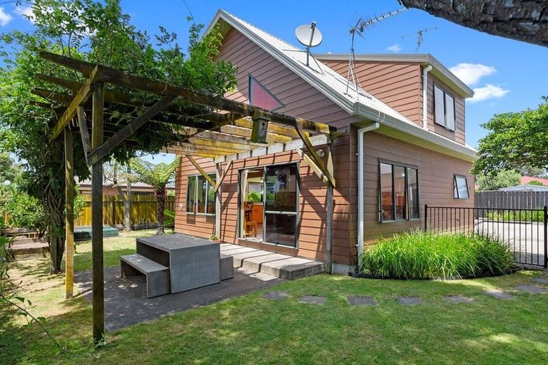 Photo of property in 11b Kane Road, Papamoa Beach, Papamoa, 3118