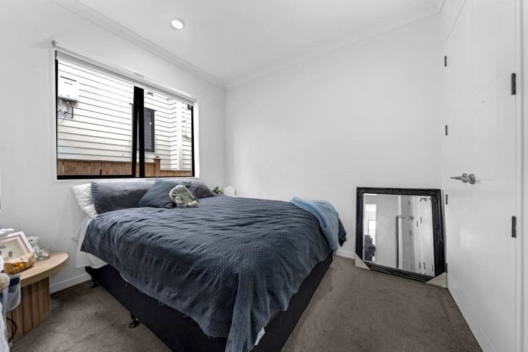 Photo of property in 2a Ballyalton Crescent, Flat Bush, Auckland, 2019
