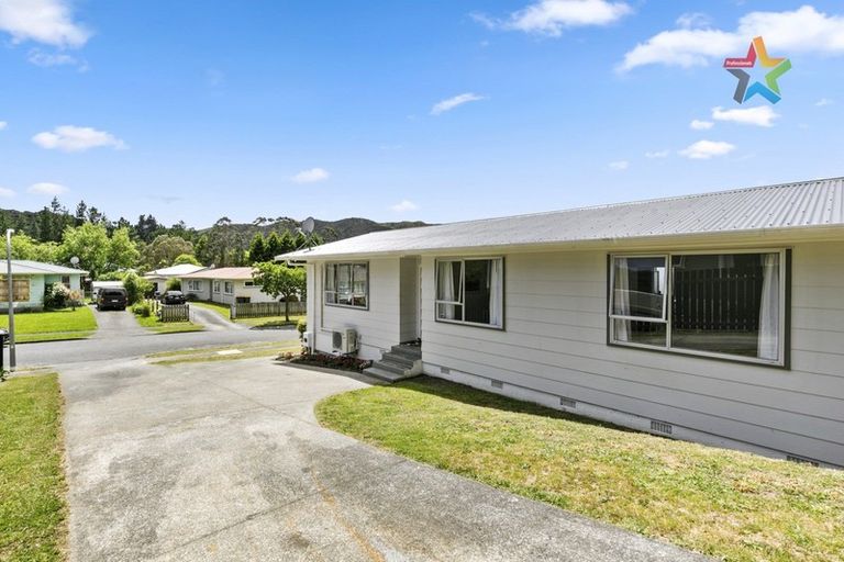 Photo of property in 53 Stockdale Street, Wainuiomata, Lower Hutt, 5014
