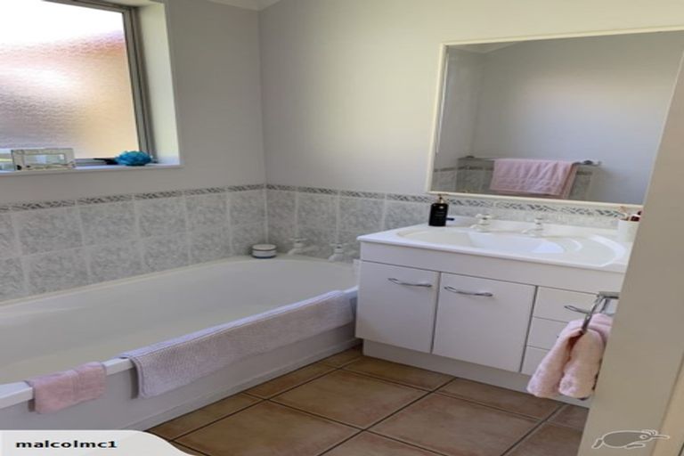 Photo of property in 18 Win Place, Richmond, 7020