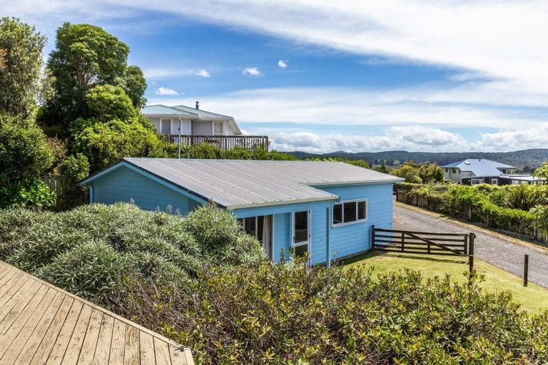 Photo of property in 23 Turangitukua Terrace, Kuratau, Turangi, 3381