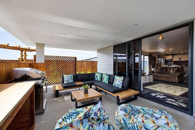 Photo of property in 50 County Drive, Hawera, 4610