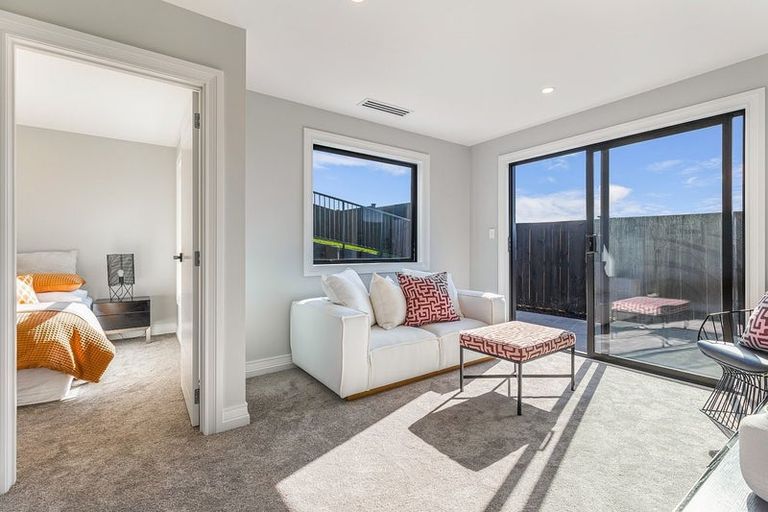 Photo of property in 20 Kikorangi Drive, Wainui, 0992