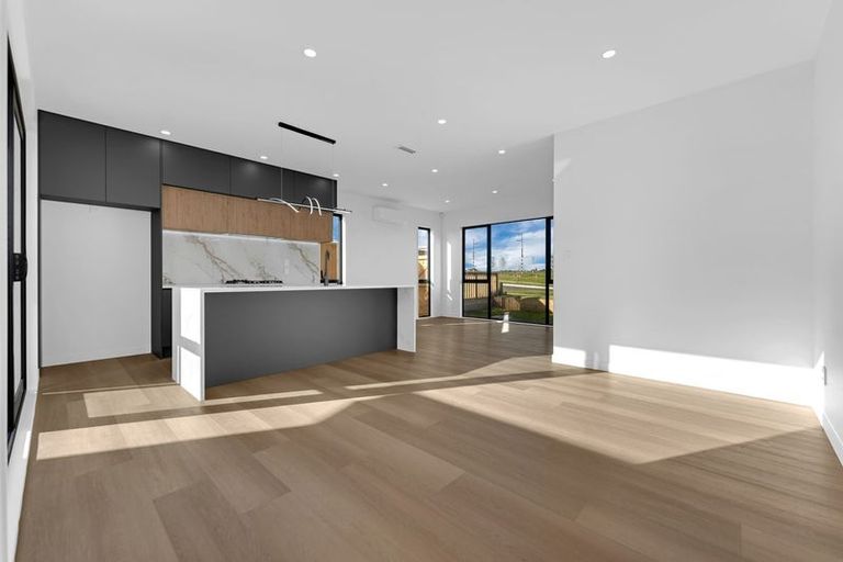 Photo of property in 8 Kobe Street, Karaka, 2580