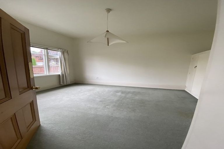 Photo of property in 36a Clare Street, Cambridge, 3434