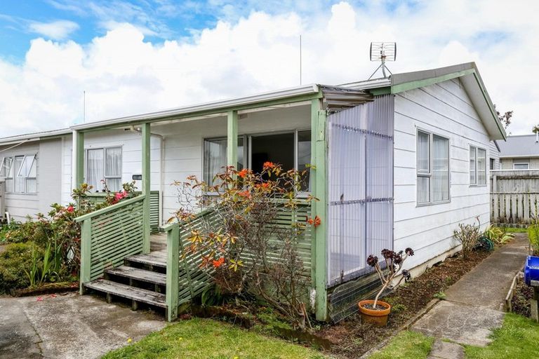 Photo of property in 1/6 Wicklow Place, Bell Block, New Plymouth, 4312