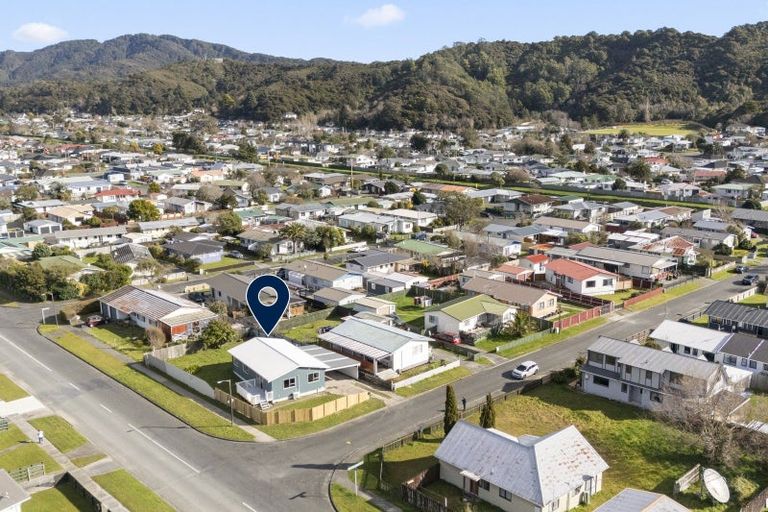 Photo of property in 1 Weymouth Grove, Wainuiomata, Lower Hutt, 5014