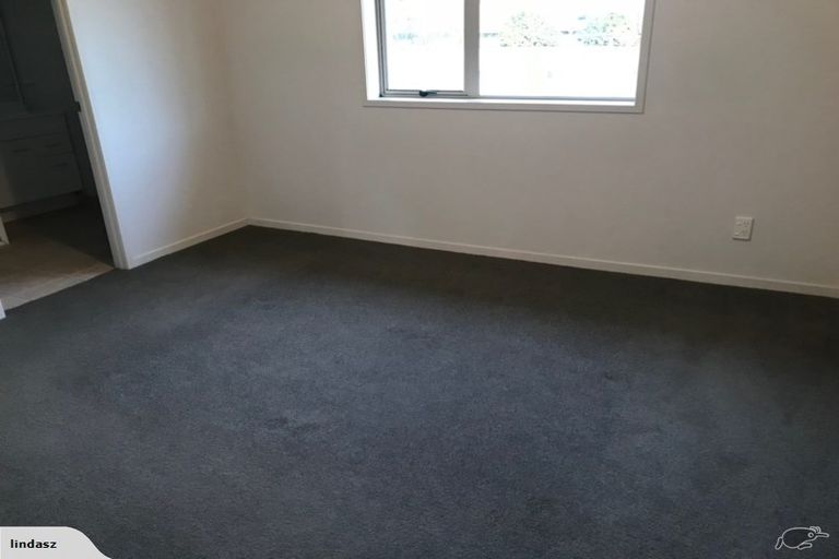 Photo of property in 3 Frank Knight Place, Waiuku, 2123