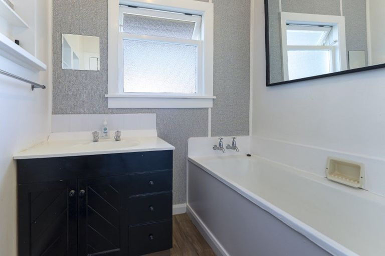 Photo of property in 5 Bledisloe Avenue, Stoke, Nelson, 7011