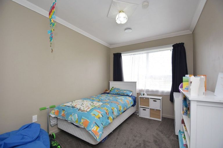 Photo of property in 1 Ward Street, Waverley, Invercargill, 9810