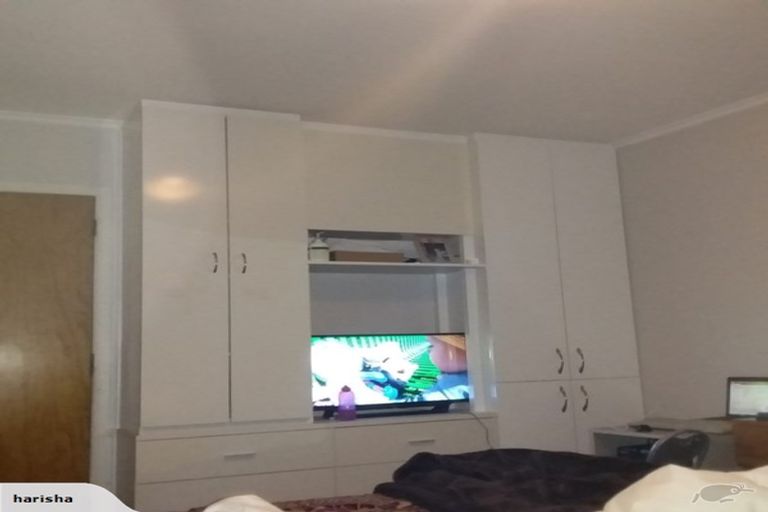 Photo of property in 1/35 Wallace Road, Papatoetoe, Auckland, 2025