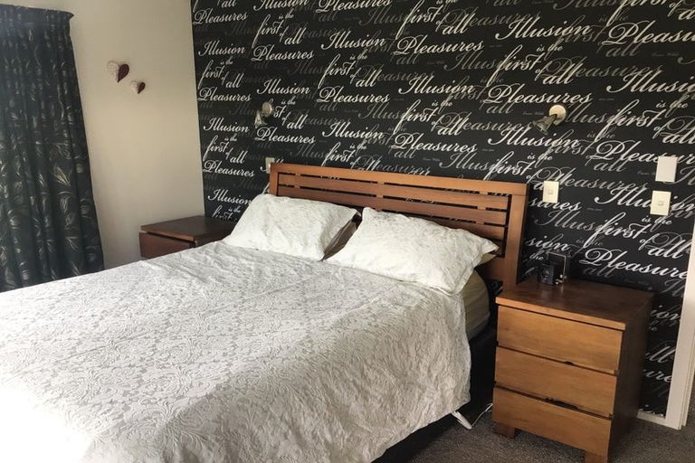 Photo of property in 7 Hardacre Place, Omarama, 9412