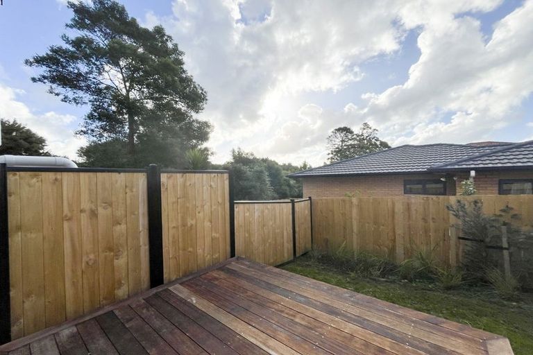 Photo of property in 53 Raupeti Lane, Henderson, Auckland, 0612