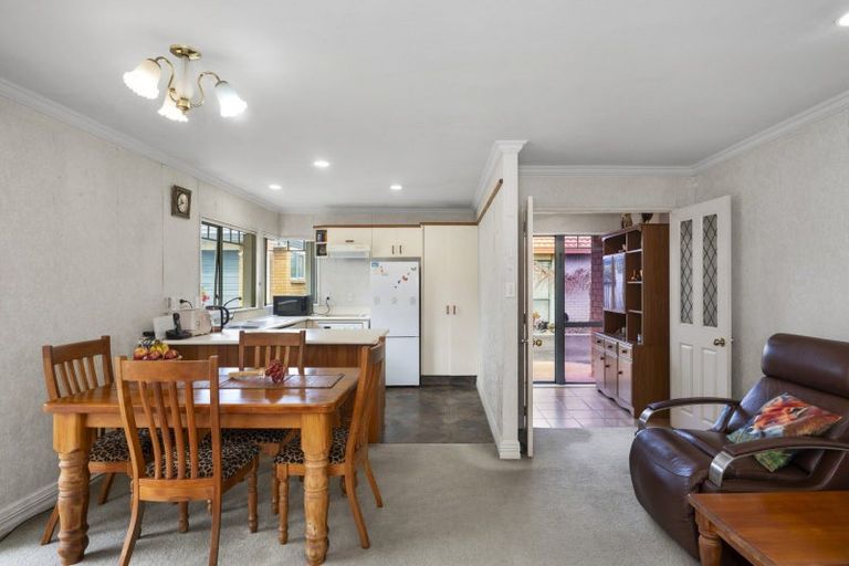 Photo of property in 6 Pemberton Way, Greerton, Tauranga, 3112