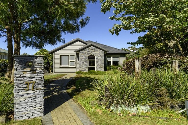 Photo of property in 37 Saint Andrews Drive, Bethlehem, Tauranga, 3110