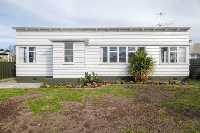 Photo of property in 24 Townley Street, Te Hapara, Gisborne, 4010