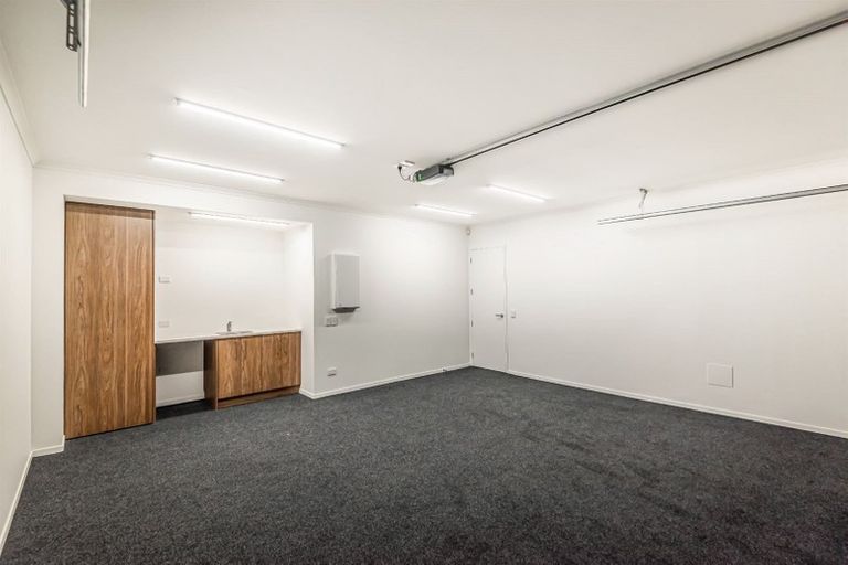Photo of property in 2 Te One Place, Redwood, Christchurch, 8051
