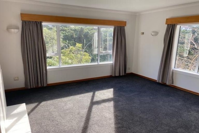 Photo of property in 18 Blackbridge Road, Wadestown, Wellington, 6012