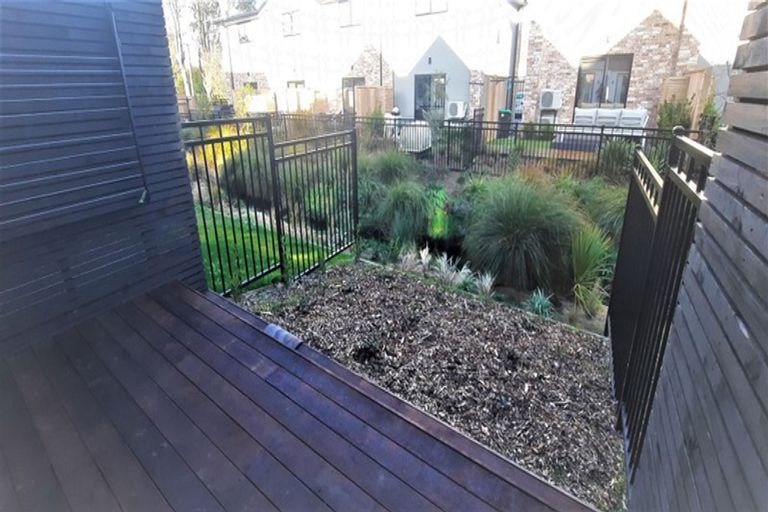 Photo of property in 2/35 Webb Street, St Albans, Christchurch, 8014