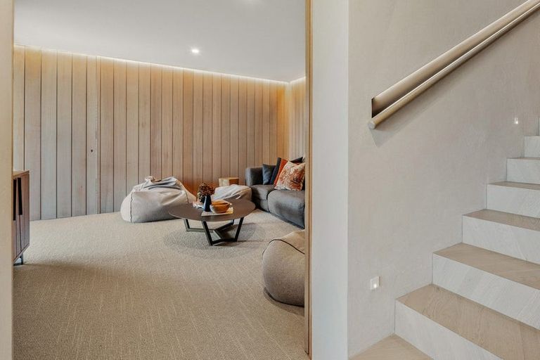 Photo of property in 16 Advance Terrace, Arrowtown, 9302