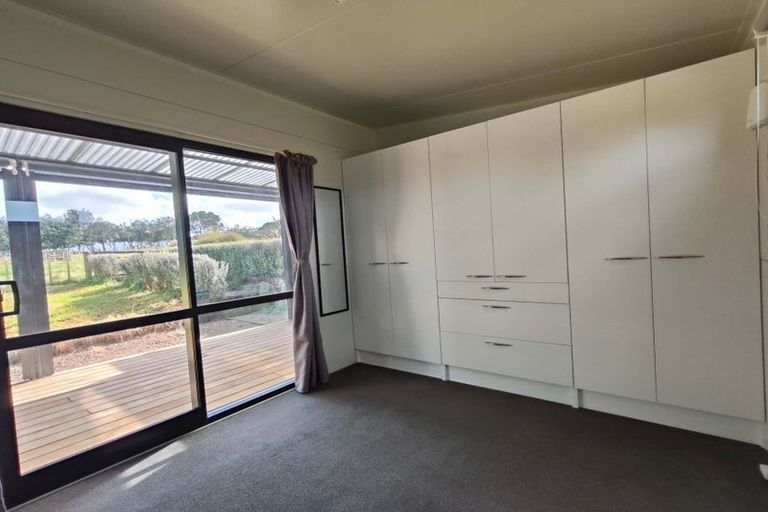 Photo of property in 300 Kingseat Road, Kingseat, Pukekohe, 2679