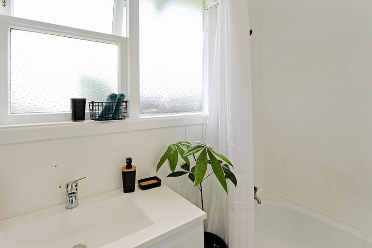 Photo of property in 43 Mount View Drive, Mangakakahi, Rotorua, 3015