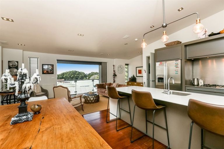 Photo of property in 90b Buller Street, New Plymouth, 4312