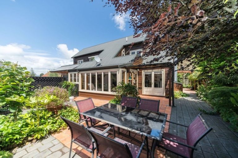 Photo of property in 338a Albert Street, Hokowhitu, Palmerston North, 4410