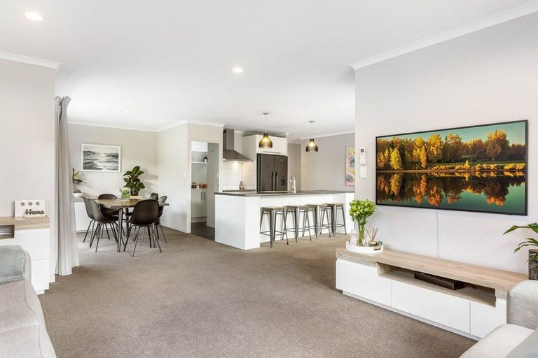 Photo of property in 18 Excelsa Place, Papamoa Beach, Papamoa, 3118