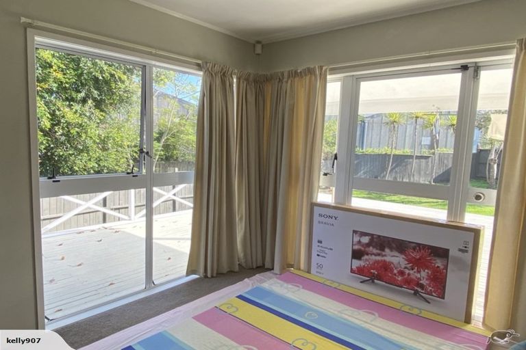 Photo of property in 16 Kakapo Place, Papatoetoe, Auckland, 2025